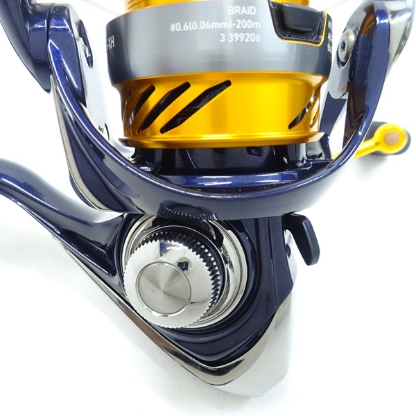 ２４レブロスＬＴ２５００ＳーＸＨ